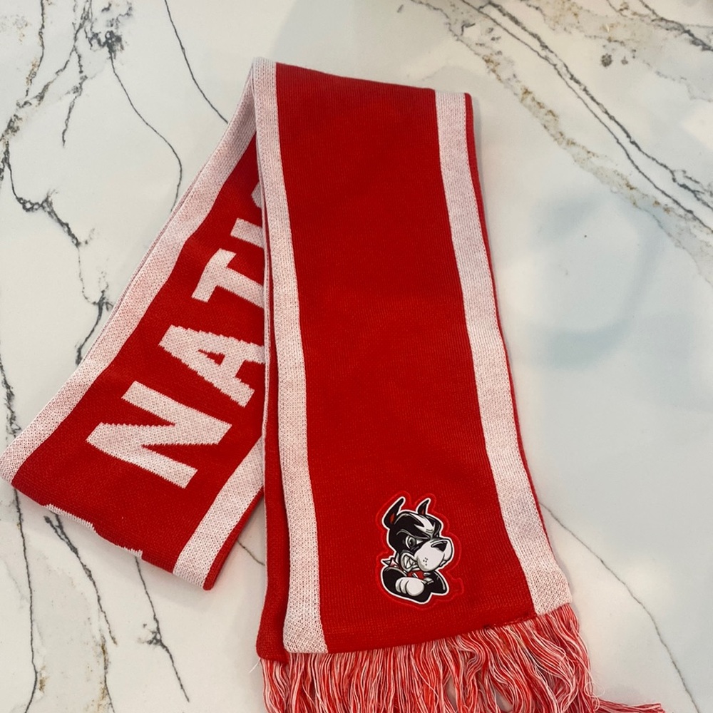 Nike Scarf